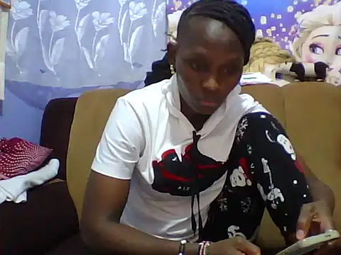 Snapshot of magdah1 chatting on 07/06/26, 03:58 magdah1 online show from 07/06/26, 03:58