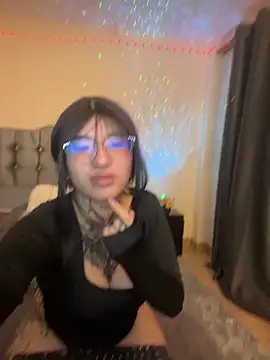 noellerubi online show from 05/20/26, 04:07