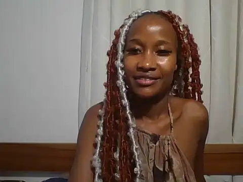 Snapshot of Blonde_slimy chatting on 07/07/26, 02:32 Blonde slimy online show from 07/07/26, 02:32