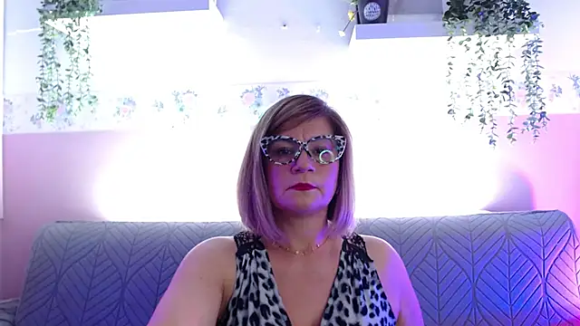 Samantha Brm online show from 05/25/26, 08:26