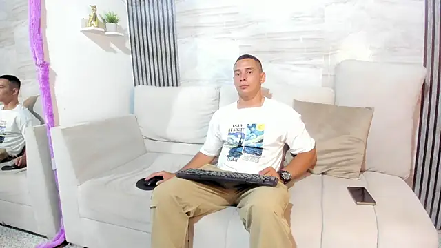 Snapshot of dylan_viper chatting on 05/28/26, 03:04 dylan viper online show from 05/28/26, 03:04
