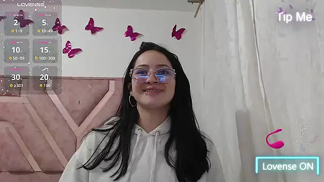 Angel-Hott  online show from 05/27/26, 04:20