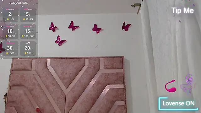 Snapshot of Angel-Hott_ chatting on 07/03/26, 04:41 Angel-Hott online show from 07/03/26, 04:41