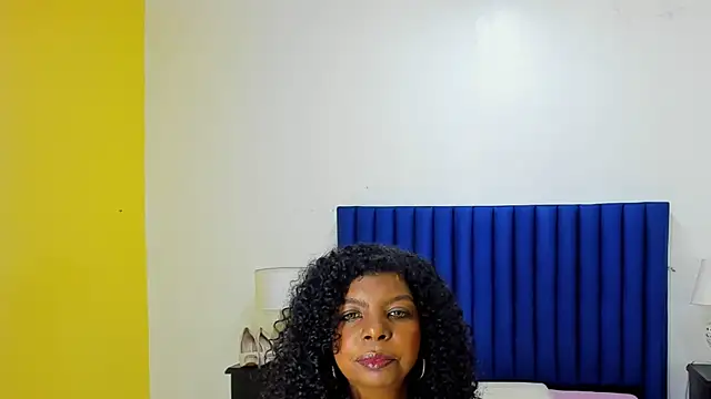 XtinaRave online show from 05/27/26, 07:00