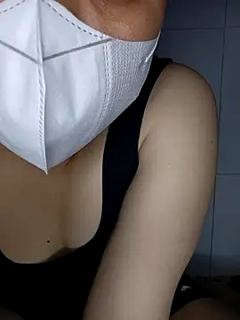 Snapshot of Nhu-babi chatting on 06/21/26, 11:57 Nhu-babi online show from 06/21/26, 11:57