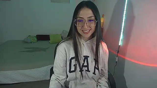Snapshot of Frida_nymph chatting on 06/17/26, 06:27 Frida nymph online show from 06/17/26, 06:27