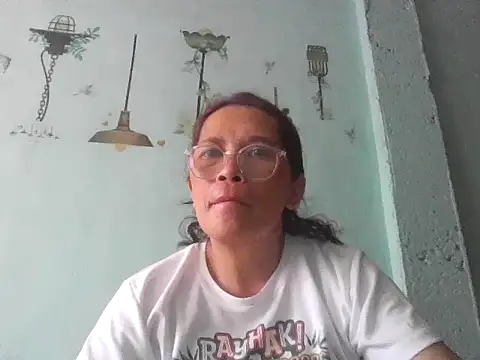 momshe2026 online show from 05/30/26, 08:00