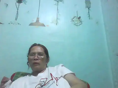 momshe2026 online show from 06/15/26, 01:02
