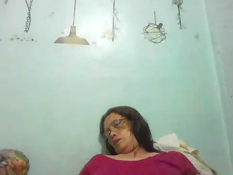 momshe2026 online show from 06/17/26, 04:19
