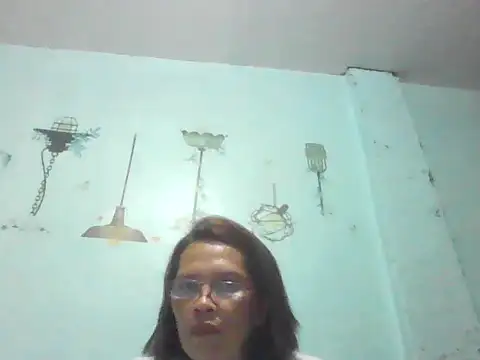 momshe2026 online show from 06/27/26, 12:44