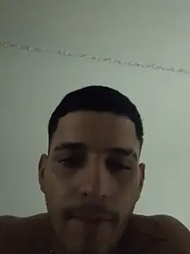 Snapshot of boy_max_latin chatting on 07/12/26, 10:28 boy max latin online show from 07/12/26, 10:28