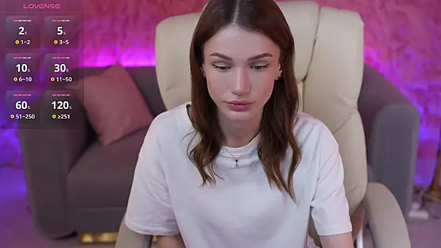 SophiaDream  online show from 06/10/26, 07:02