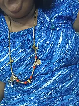 Snapshot of geetha431 chatting on 07/10/26, 04:31 geetha431 online show from 07/10/26, 04:31