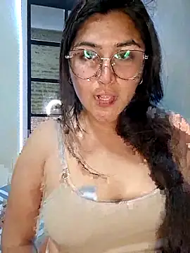 morena95  online show from 06/13/26, 08:51