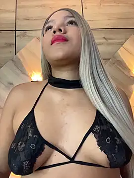 MiaBlonde1 online show from 07/10/26, 11:13