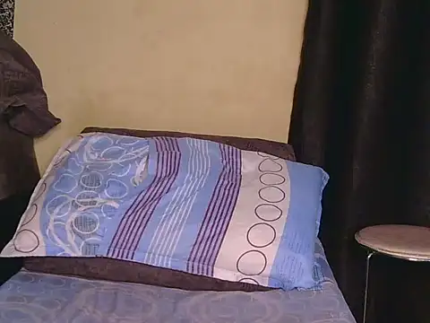 Snapshot of samiiraah chatting on 05/25/26, 11:22 samiiraah online show from 05/25/26, 11:22