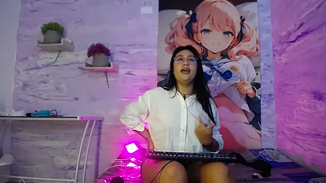 Girl Scarlett  online show from 05/21/26, 12:12