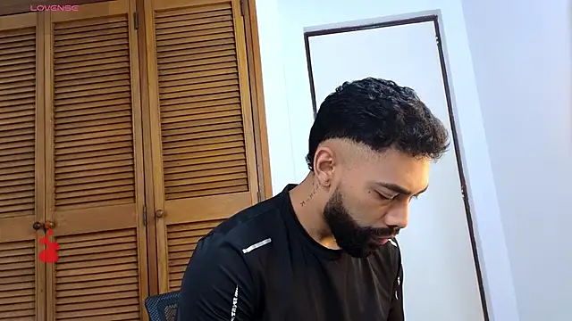 Blade millerr online show from 05/27/26, 12:13
