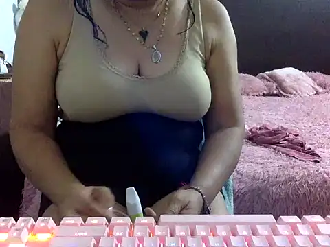 mommy-flabia online show from 06/11/26, 02:53