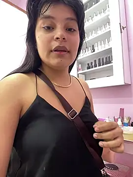 Samantha Torrez1 online show from 05/27/26, 03:42