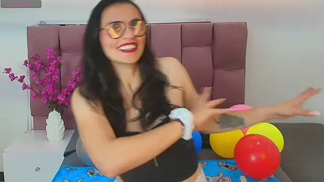 Afroditta Rosse online show from 05/29/26, 08:51