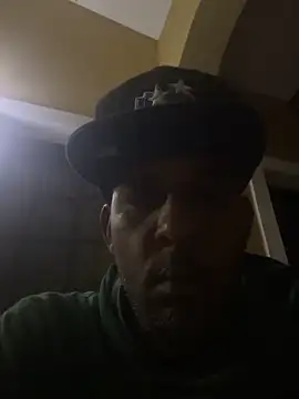 Snapshot of rafa037 chatting on 05/27/26, 01:57 rafa037 online show from 05/27/26, 01:57