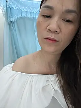 Snapshot of Lye_lovely chatting on 07/07/26, 09:08 Lye lovely online show from 07/07/26, 09:08