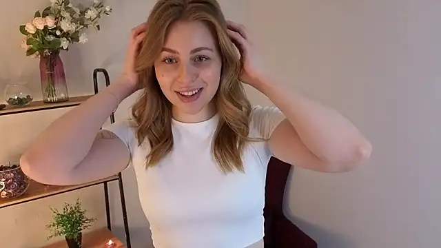 Janet Jones  online show from 06/05/26, 10:32