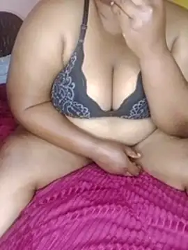 Snapshot of sharjana chatting on 05/29/26, 09:35 sharjana online show from 05/29/26, 09:35