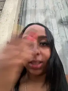 Snapshot of jhenannyy chatting on 07/05/26, 09:27 jhenannyy online show from 07/05/26, 09:27