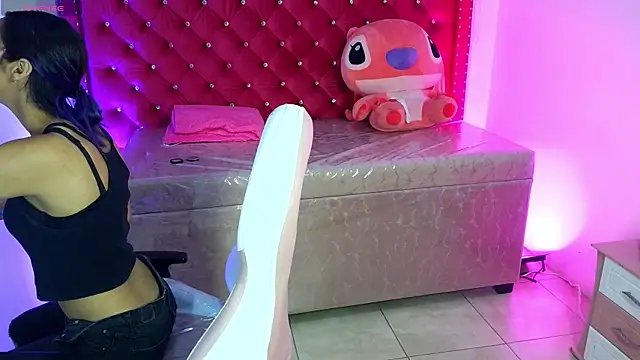 Cami monroe m online show from 05/23/26, 12:09