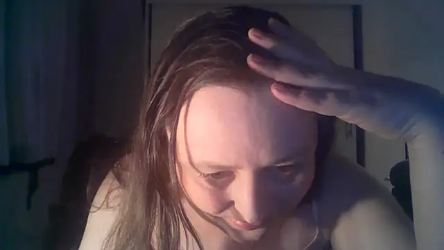 Snapshot of TaylorLovely chatting on 05/27/26, 08:28 TaylorLovely online show from 05/27/26, 08:28