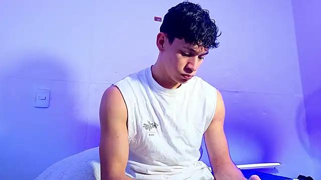 Luke Muscle online show from 05/24/26, 02:11