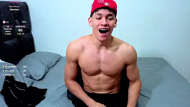 Snapshot of Luke_Muscle chatting on 07/02/26, 11:22 Luke Muscle online show from 07/02/26, 11:22