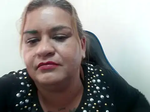 naylah dayan online show from 05/24/26, 02:33