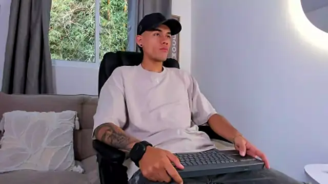 NickCopeer  online show from 06/15/26, 12:29
