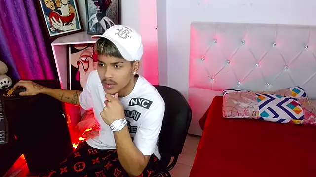 Angel foxc13 online show from 07/12/26, 03:19