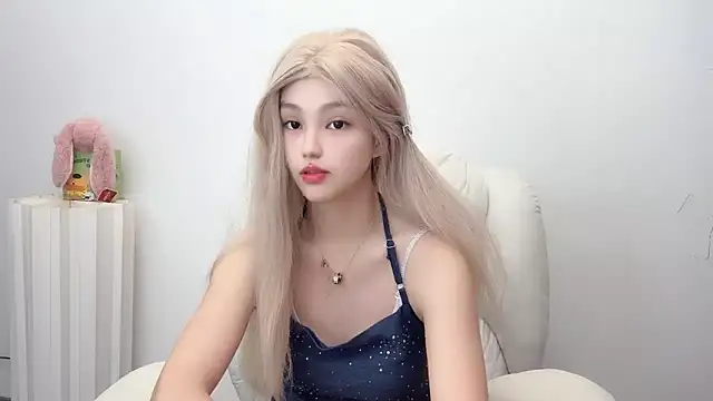 jiangjiang2005 online show from 06/07/26, 04:11