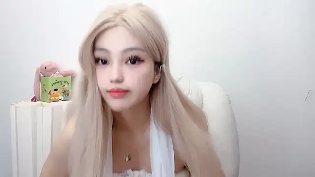 jiangjiang2005 online show from 06/16/26, 05:48