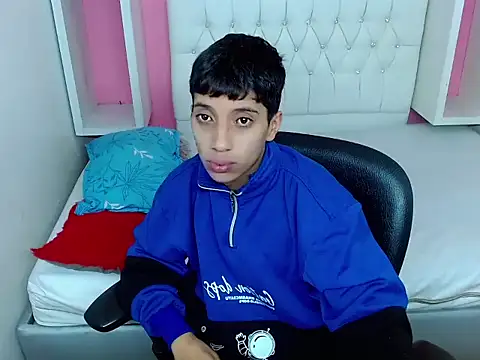 jl brayan12 online show from 05/23/26, 03:27