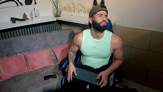 RikyAaron online show from 06/23/26, 07:34