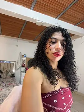 Miily 0 online show from 07/07/26, 04:04