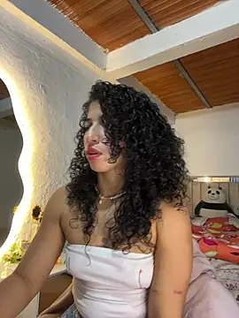 Miily 0 online show from 07/12/26, 04:14