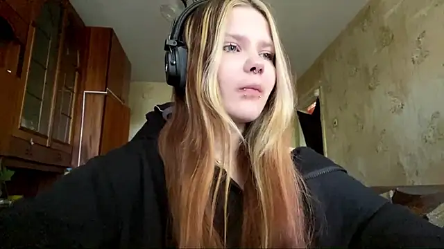 Snapshot of SusanaLeichty chatting on 05/24/26, 08:41 SusanaLeichty online show from 05/24/26, 08:41