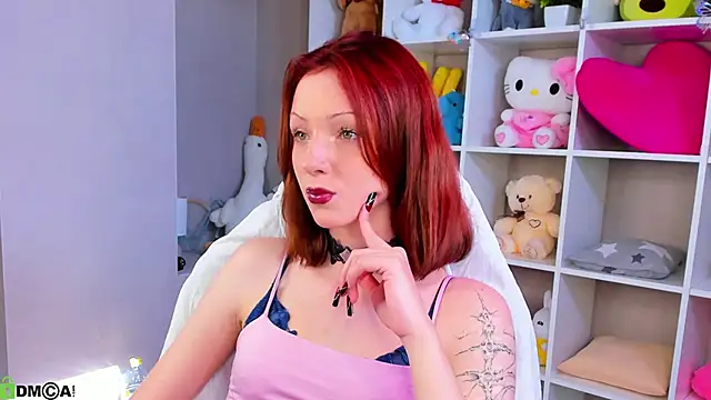 Nelly-May online show from 06/04/26, 08:53
