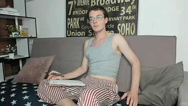 FableDusk online show from 05/26/26, 01:29