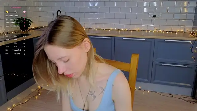 BlondeKelly online show from 05/23/26, 03:38