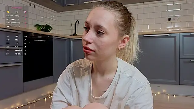 BlondeKelly online show from 05/28/26, 04:15