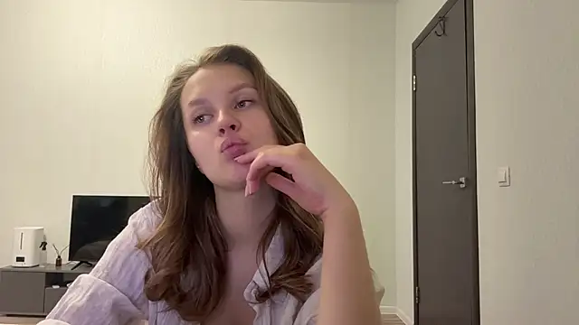 Snapshot of Beverly_Smith chatting on 06/22/26, 03:25 Beverly Smith online show from 06/22/26, 03:25
