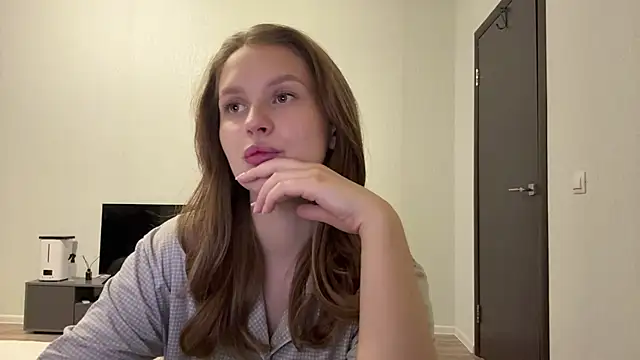 Snapshot of Beverly_Smith chatting on 06/22/26, 08:50 Beverly Smith online show from 06/22/26, 08:50